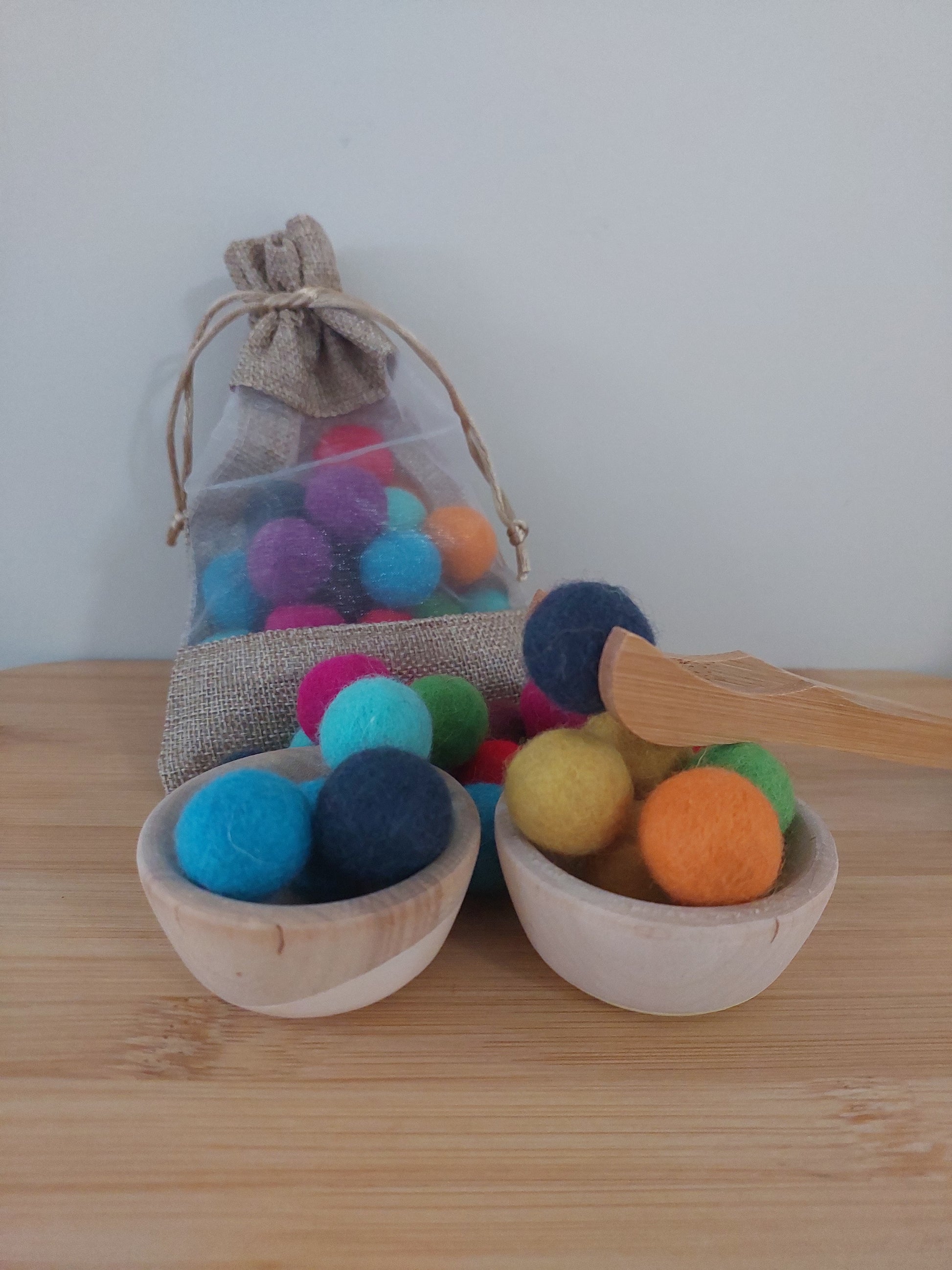 Felt Ball Set with Bamboo Tong