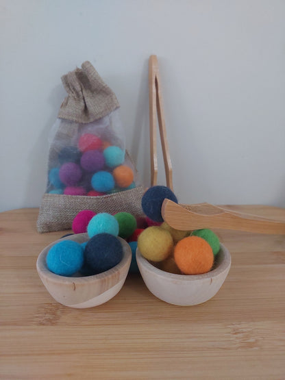 Felt Ball Set with Bamboo Tong